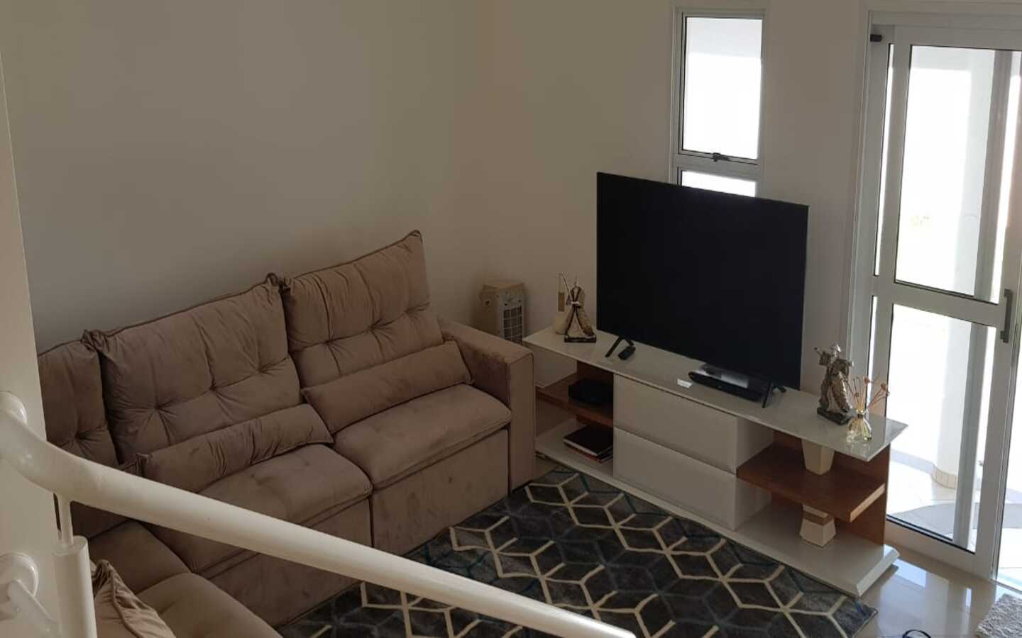 Sala de tv da casa a venda no Condomínio Haras Bela Vista Vargem Grande Paulista - SP