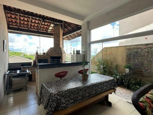 Casa a venda 3 dormitórios condomínio Villa Deste em Cotia SP CA0915-CBER