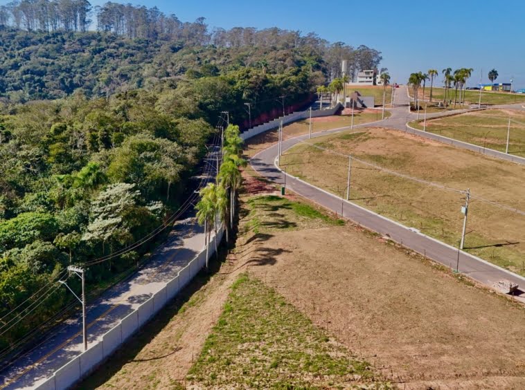 Vista aérea dos terrenos a vendado Clube Life Granja Viana - Terrenos a venda em Cotia SP