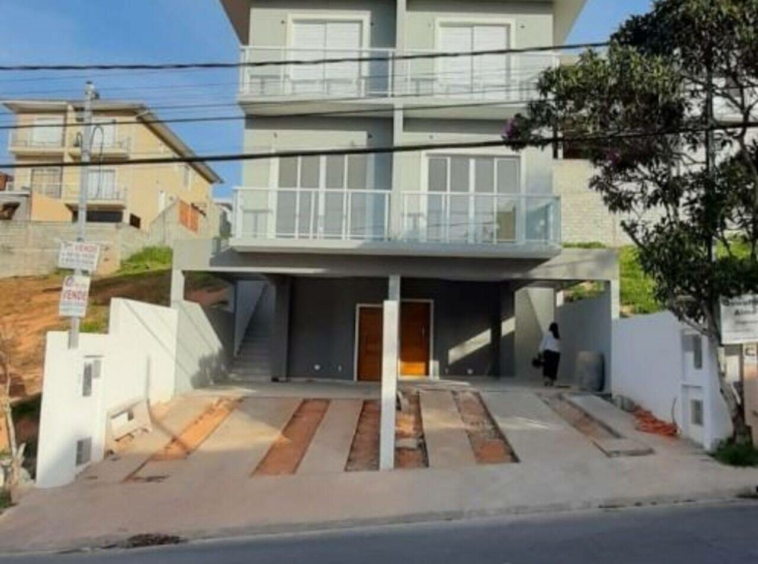 Casa a venda de 140m² com 3 quartos no Condomínio Villa D'este em Cotia - CA0313