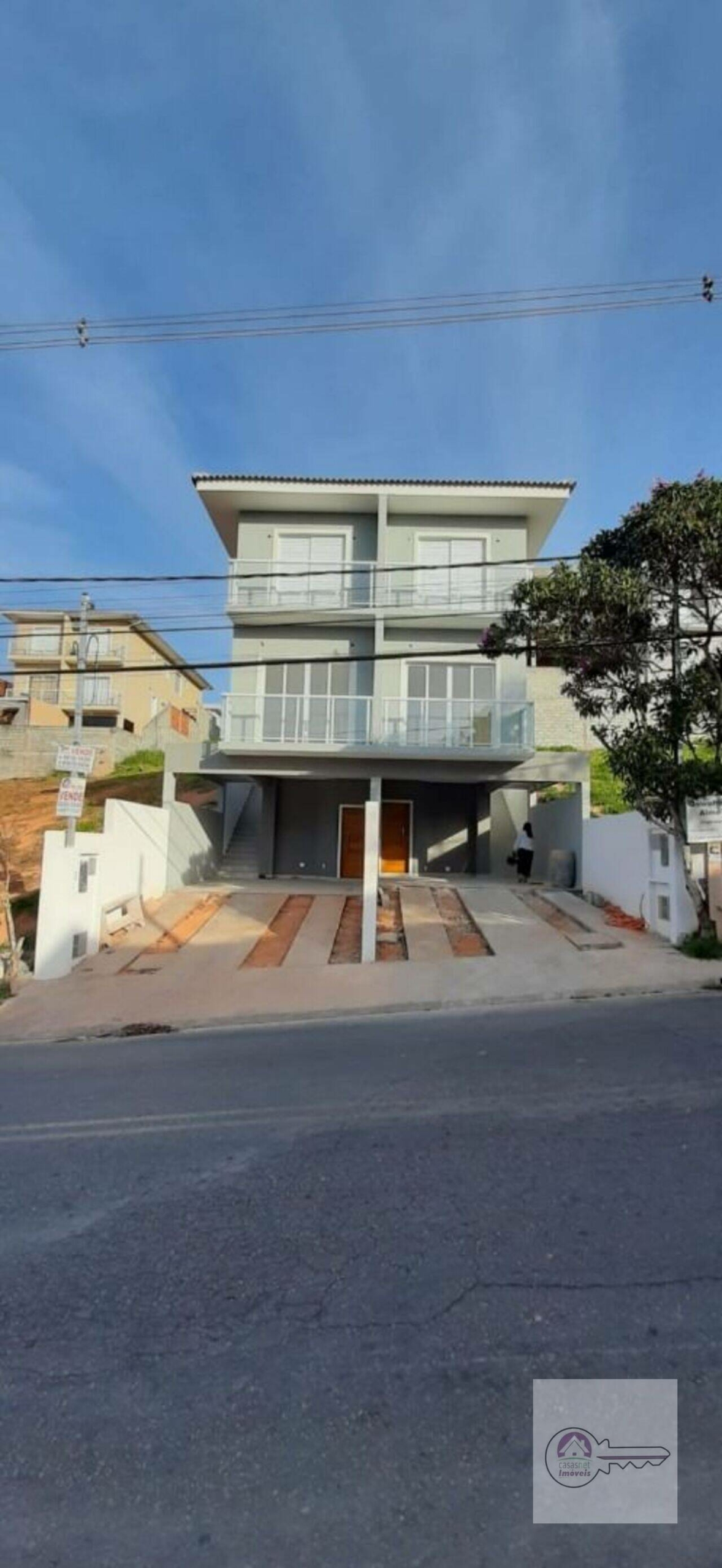 Casa a venda de 140m² com 3 quartos no Condomínio Villa D'este em Cotia - CA0313