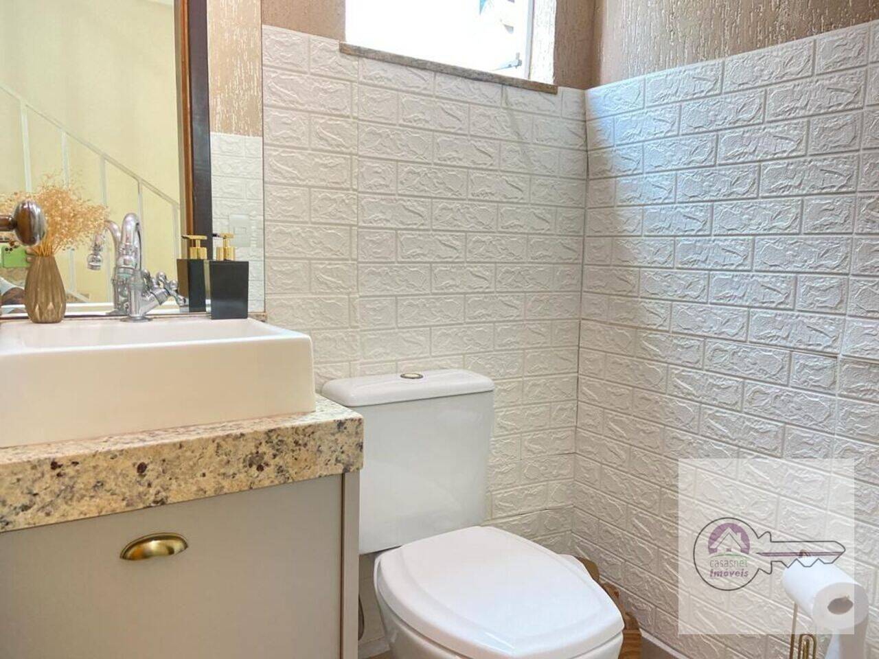 Casa de 176m² com 3 quartos Villa D'este Cotia CA0142