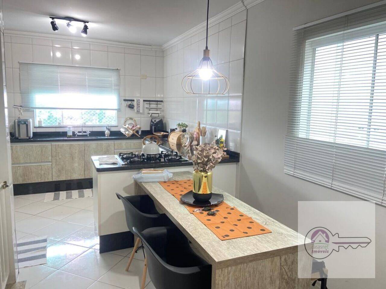 Casa de 176m² com 3 quartos Villa D'este Cotia CA0142