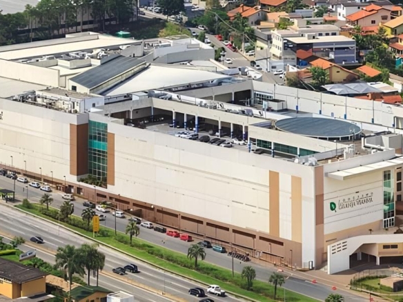 Fachada do Shopping da Granja Viana