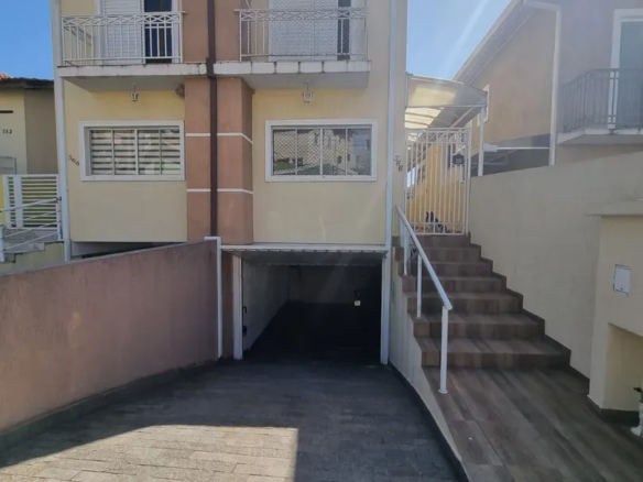 Casa a venda com 3 dormitórios em Cotia SP condomínio Villa D'este - CA1090