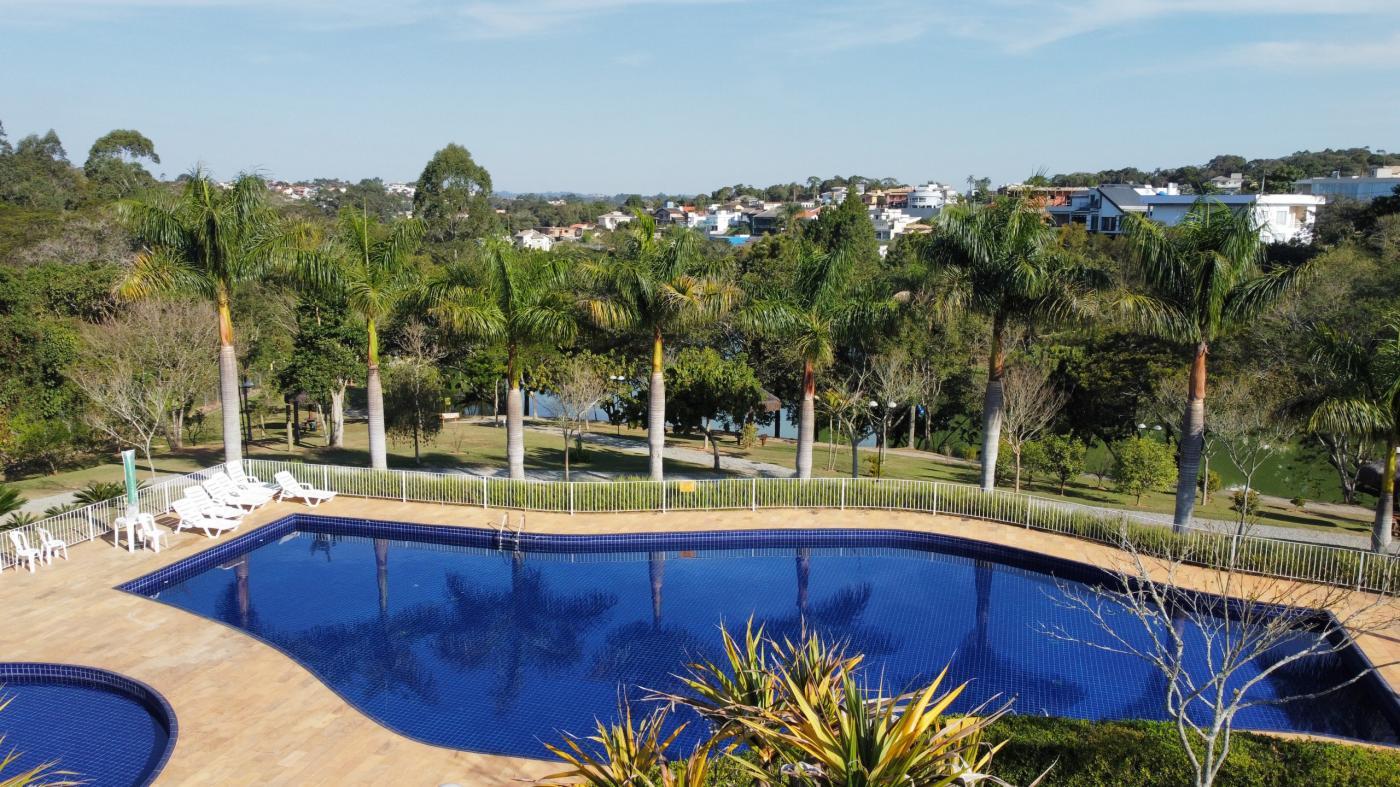 Piscinas-condominio-terras-de-santa-adelia-vargem-grande-paulista-sp