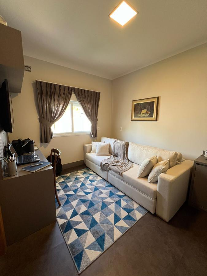 casa-a-venda-com-3-suites-condominio-terras-de-santa-adelia-vargem-grande-paulista-sp (23) Casa a venda com 3 suítes no Condomínio Terras de Santa Adélia em Vargem Grande Paulista - SP