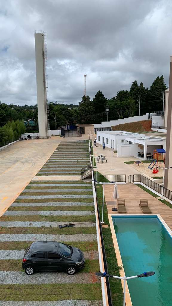 Apartamento a venda com 2 dormitórios na Granja Vianna no condomínio Edifício Mônaco - cod1130