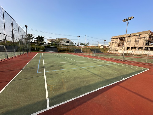 Quadra de tênis do Central Park Residence - Terrenos e casas a venda em Vargem Grande Paulista - SP